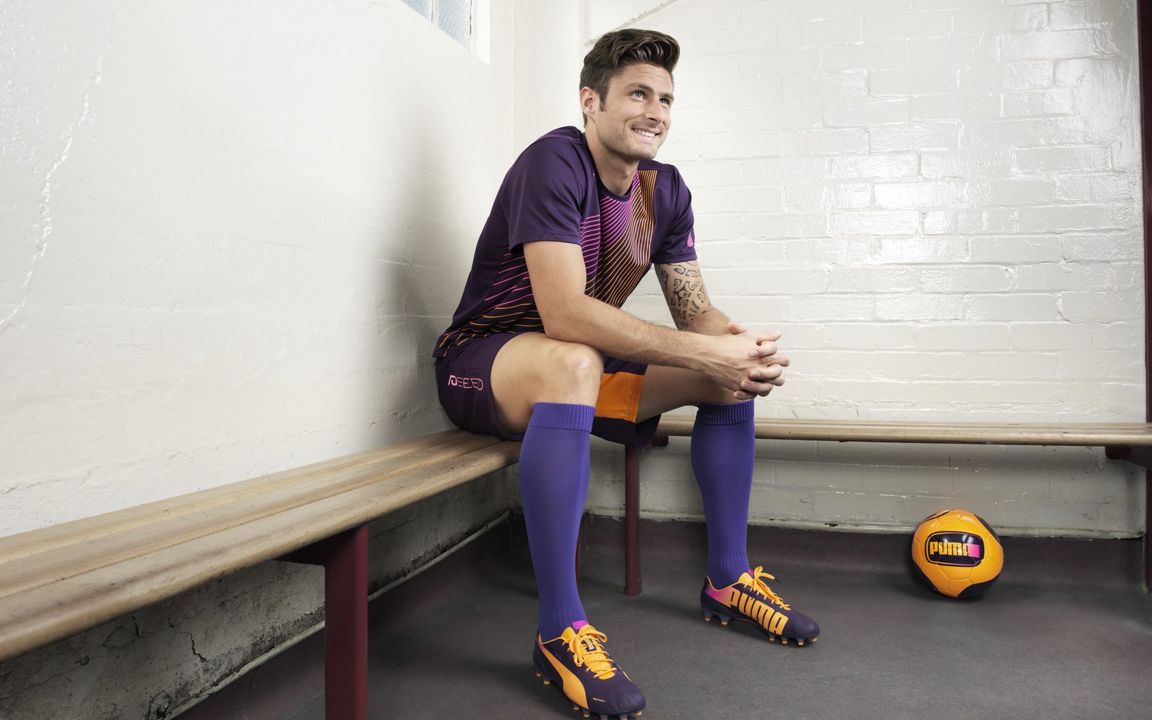 绿白之心，当贝蒂斯遇见巴黎，蒂亚戈用不掉线定义中场艺术