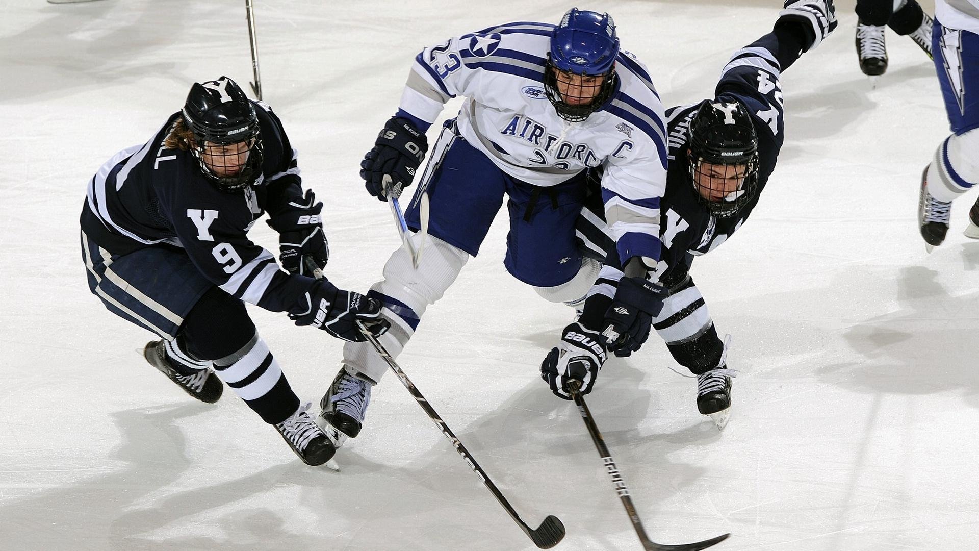 赛道上的逆转诗篇，周冠宇引领梅赛德斯逆袭索伯车队